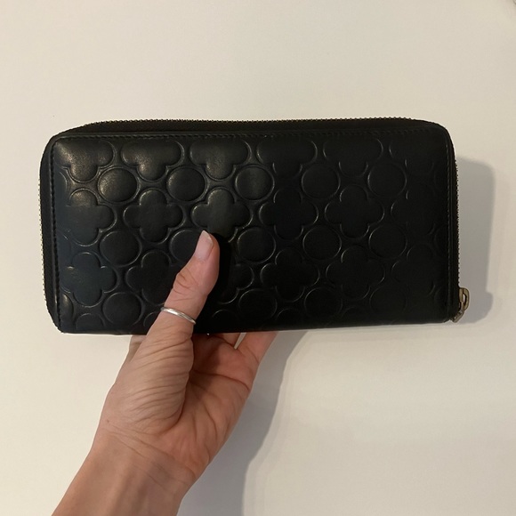 Comme Des Garçon Embossed Clover Continental Wallet - Picture 1 of 3
